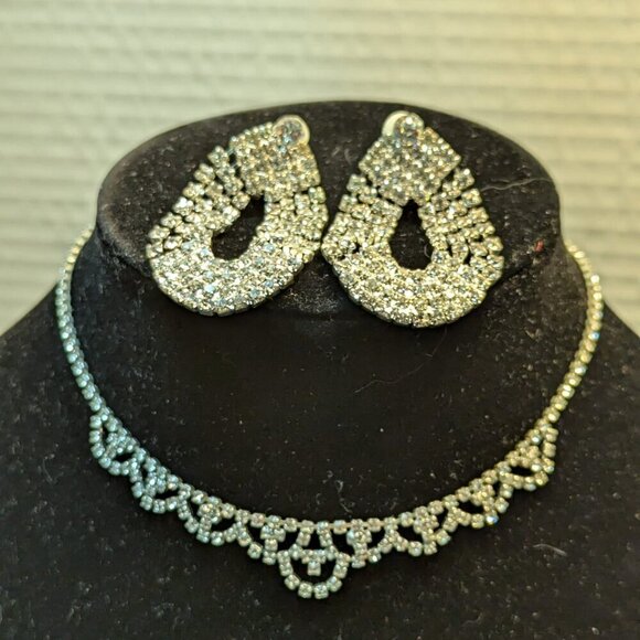 Silver Tone Clear Crystal Rhinestone Choker Necklace + Earrings Hollywood Style - Picture 5 of 6